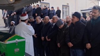Fikri Işıkın kuzeni son yolculuğuna uğurlandı