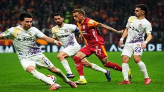 Galatasaray ligde 2 maç sonra gol yedi