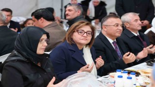 Gaziantep Büyükşehirden Halepte 10 bin kişilik iftar