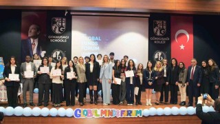 Gençler Global Minds Forumda küresel meseleleri tartıştı