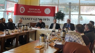 Gençliğin manevi rehberleri Genç Ofiste buluştu