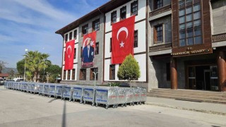 Germencik Belediyesinden çevre temizliğine 100 yeni çöp konteyneri