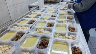 Gönüllü gençlerle iftar seferberliği