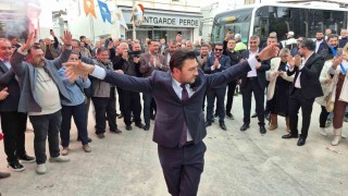 Görevi gözyaşlarıyla devraldı