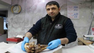 Gözünün yağını yiyeyim deyimi buradan geliyor