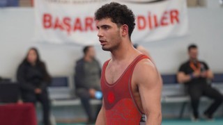 Güreşte Osmaniye Damgası