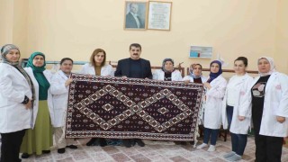 Hakkarinin kilimleri, kültürel hafızayı günümüze taşıyor