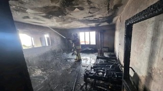 Hatayda dumandan etkilenen 3 vatandaşı itfaiye kurtardı