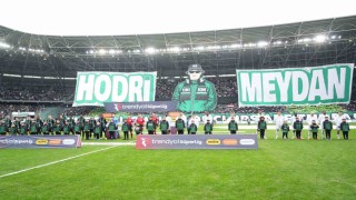 Hodri Meydandan Beşiktaş maçına özel koreografi