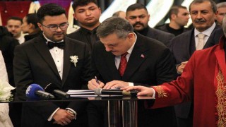 İçişleri Bakanı Mustafa Çiftçi, Çorumda nikah şahidi oldu