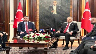 İçişleri Bakanlığında devir teslim töreni: Yeni Bakan Çiftçi, görevi Yerlikayadan devraldı