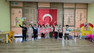 İkinci dönem Bayrak Sevgisi temasıyla başladı
