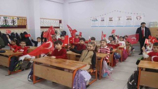 İkinci dönemin ders zili çaldı: Sakaryada 206 bin öğrenci dersbaşı yaptı