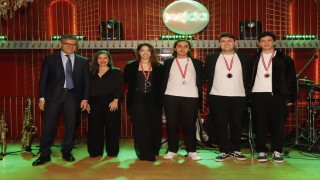İletişim Bilimleri Fakültesi öğrencileri dereceyle döndü