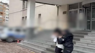İş insanına şantaj yapan 3 şahıs yakalandı
