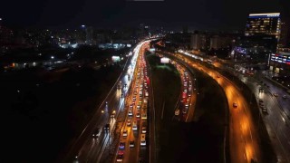 İstanbul Anadolu Yakasında trafik yoğunluğu yüzde 90a ulaştı