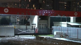 İstanbulda ağabeyini öldürdükten sonra intihar eden gencin cenazesi adli tıbba kaldırıldı
