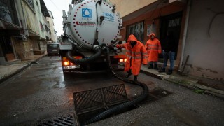 İzmirde 187 su baskını ihbarına müdahale edildi