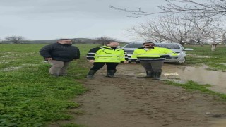 İzmirde gazeteci habere giderken haber oldu