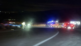 İzmirde motosiklet duvara çarptı: 1 ölü