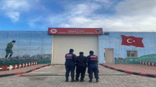 Jandarma hapis cezasıyla aranan şahsı yakaladı