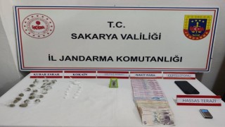 Jandarma uyuşturucuya geçit vermiyor: 1 tutuklama