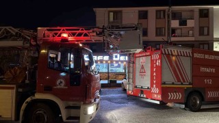 Kafenin mutfağında yanan yağ itfaiyeyi harekete geçirdi