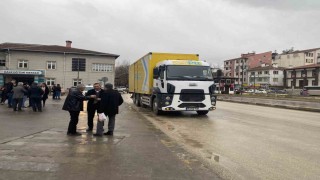 Kamyonun çarptığı adam hayatını kaybetti