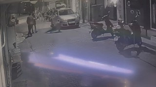 Kanlı hesaplaşma kameraya böyle yansıdı... Peş peşe ateş açtı, soğukkanlı tavırları dikkat çekti