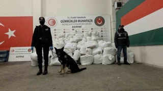 Kapıkulede rekor yakalama, yaklaşık 1 ton esrar ele geçirildi