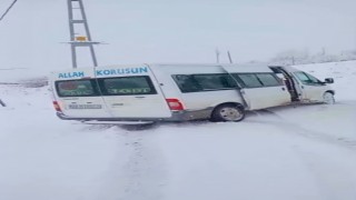 Kar yağışı nedeniyle yolda kalan öğrenci servisinin imdadına İl Özel İdaresi ekipleri yetişti