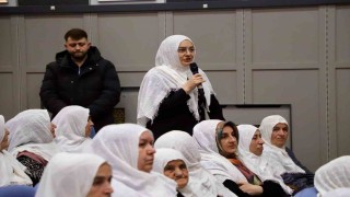 Karabüklü kadınlardan Başkan Güneşe yöresel kıyafetli destek