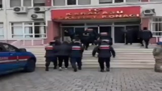 Karacasuda uyuşturucu operasyonu: 3 torbacı tutuklandı