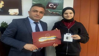 Karşıyaka Ortaokulu il birincisi oldu