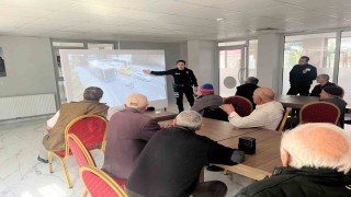 Karsta yaşlılara trafik eğitimi verildi