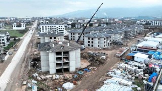 Kartepe Kent Konut Evlerinde inşaatın yarısı tamamlandı