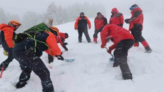 Kastamonuda Ilgaz Dağında Çığda Arama Kurtarma tatbikatı gerçekleştirildi