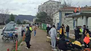Kastamonuda motosiklet ile otomobil çarpıştı: 2 yaralı