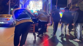 Kavşakta motosiklet ile otomobil çarpıştı: 2 yaralı