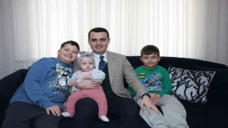 Kaymakam Alpay ev ev geziyor