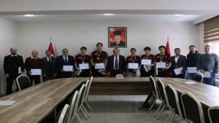 Kaymakam Öztürk: Gençlerimizin her alanda yanında olmaya ve onları desteklemeye devam edeceğiz