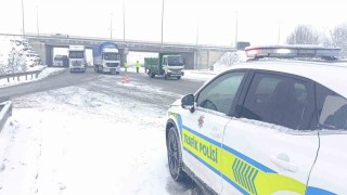 Kayseri - Malatya yolu ulaşıma kapandı