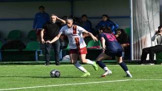 Kayseri Kadın FK evinde hata yapmadı