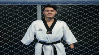 Kazada kollarını kaybetti, taekwondoyla hayata yeniden bağlandı