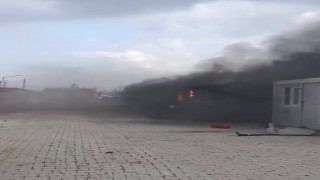 Kırıkhanda konteyner yangını