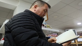 Kırşehirde 33 yıllık Ramazan geleneği: Mahalle bakkalından ihtiyaç sahiplerine gıda desteği