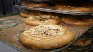Kocaelide Halk Ekmek büfelerinde Ramazan pidesi 20 liradan satılacak
