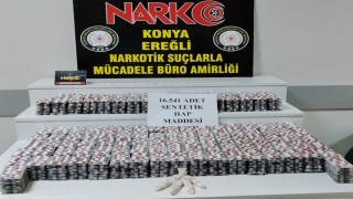 Konya polisinden zehir sevkiyatına darbe: Binlerce hap ele geçirildi