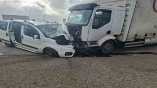 Konyada trafik kazaları: 7 yaralı