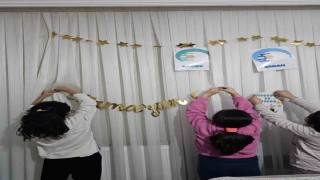 Koruma altındaki çocuklar evlerini Ramazan ayı için süsledi